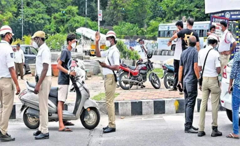 ట్రాఫిక్‌ ఈ–చలాన్‌లపై రాయితీ